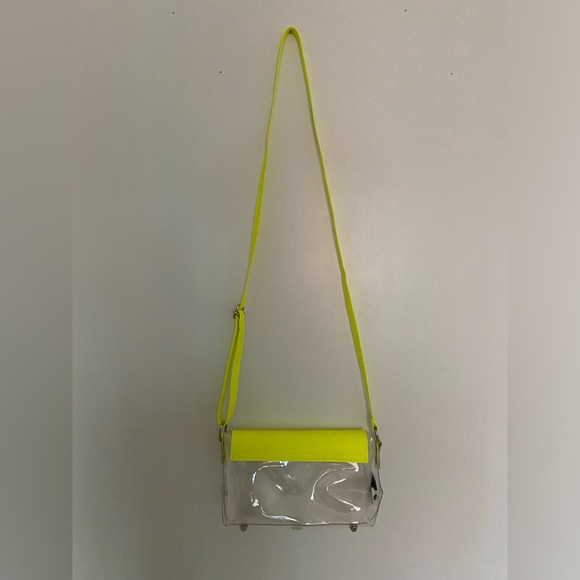 Clear Purse - Picture 2 of 4